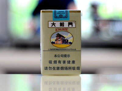 大前门软香烟价格一览表，软大前门零售价多少钱？品吸口感评测及真假鉴别