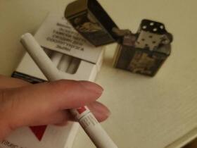 万宝路(滑盖吉尔吉斯斯坦版)