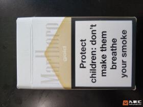 万宝路(硬白金亚太GCC版)