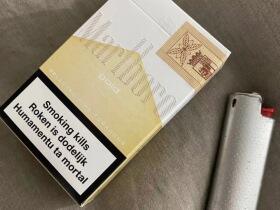 万宝路(硬白金阿鲁巴完税版)