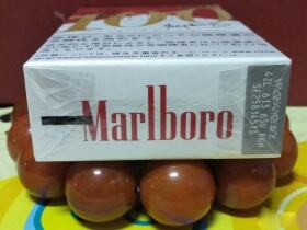 万宝路(硬红日税100年限量版)