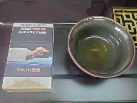 万宝路(白金香港免税版)