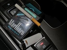 万宝路(美产午夜蓝 Midnight)