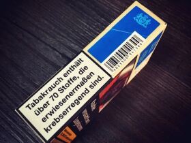 万宝路(硬蓝无添加德税版)