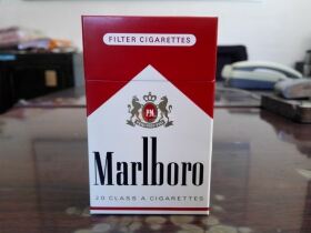 万宝路(硬红乌兹别克斯坦免税版)