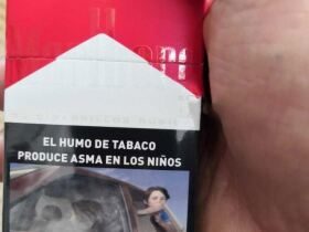 万宝路(硬红阿根廷加税版)