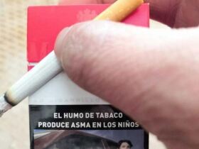 万宝路(硬红阿根廷加税版)