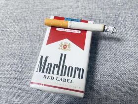 万宝路(美税软红标)