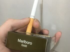 万宝路(硬白金迪拜完税版)