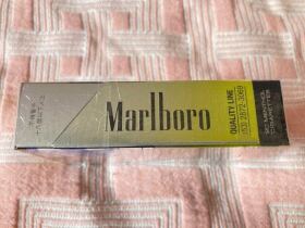 万宝路(柑橘爆珠澳门含税版)