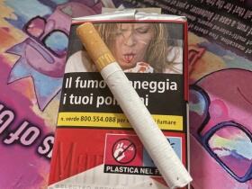 万宝路(口袋软红意大利完税版)