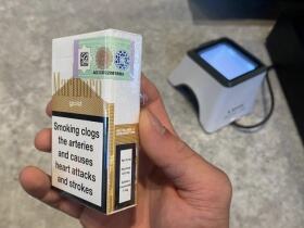 万宝路(硬白金亚太GCC版)