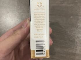 万宝路(硬白金越南版)