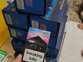 万宝路(樱花爆珠亚太版)