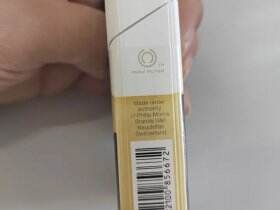 万宝路(硬白金亚太GCC版)