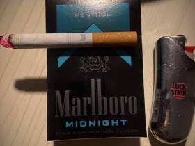 万宝路(美产午夜蓝 Midnight)