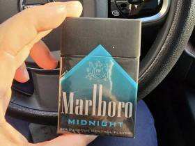 万宝路(美产午夜蓝 Midnight)