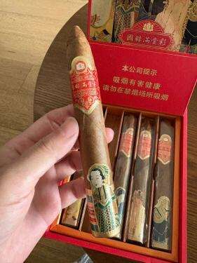 王冠(国粹满堂彩)