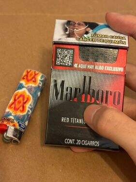 万宝路(黑红钛金日免限定版)