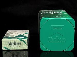 万宝路(白绿薄荷8mg日税周年限定版)