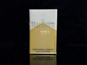 万宝路(硬白金塔吉克斯坦含税)