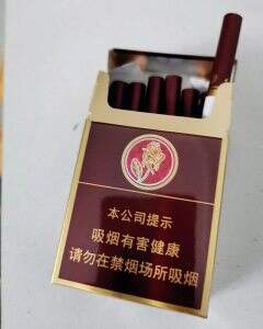 双喜(硬紫红玫王)