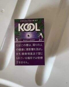 KOOL(蓝莓爆珠8mg日税版)