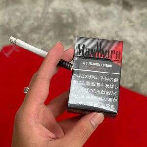 万宝路(经典正红钛金版)