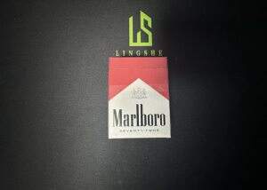 万宝路(硬红72S美税版)