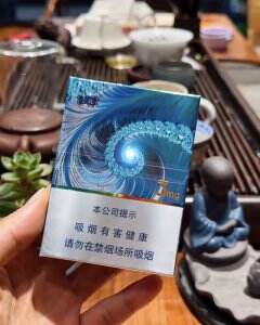 云烟(数字孔雀3mg)